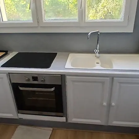Zenmeublermontfavet Apartment Avignon